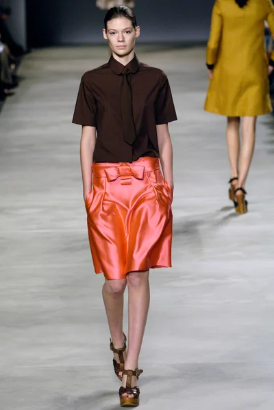 Look 17